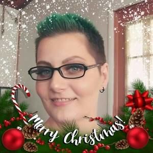 Meet your Posher, Alicia